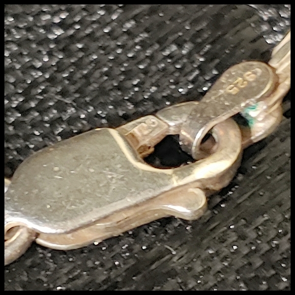 Vintage Sterling Chain w Sterling, Mother of Pearl, Marcasite Pendant of Mary - Picture 7 of 8